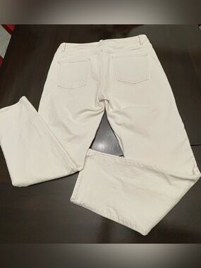 Signature Ankle Jeans with Red Stitching